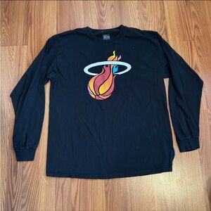 Item in the Game Black Long Sleeve T- Shirt Rainbow Miami Heat‎ Logo Basketball
